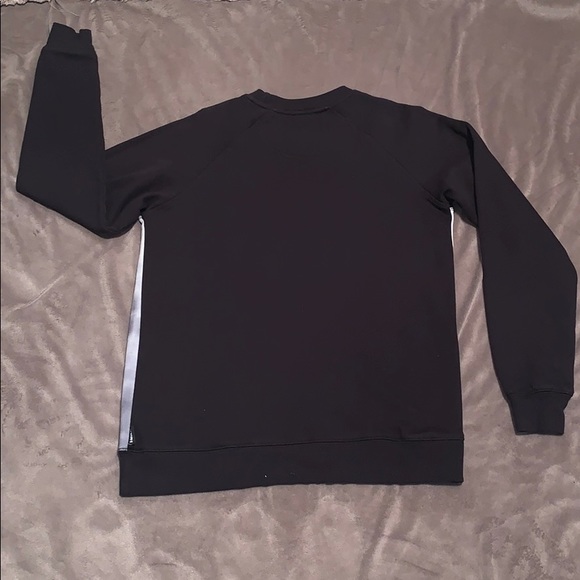 Graphic Sweatshirt - Picture 2 of 2